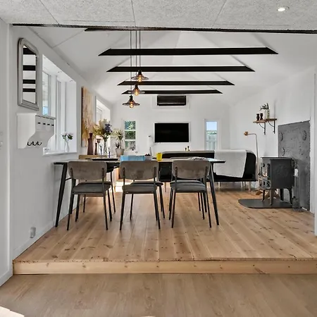 Awesome In With House Sea View Casa de Férias Munkebo